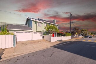 540 Spruce Ave, Pacific Grove, CA 93950
