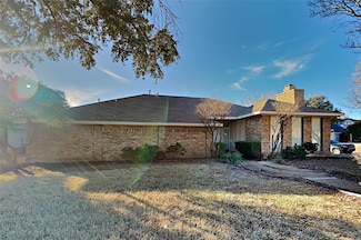 2105 Florence Dr, Plano, TX 75093