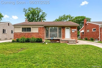 8639 Alper St, Westland, MI 48185
