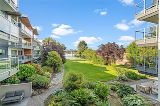 2501 Canterbury Ln E Unit 203, Seattle, WA 98112