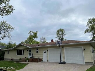 510 7th St, Petersburg, ND 58272