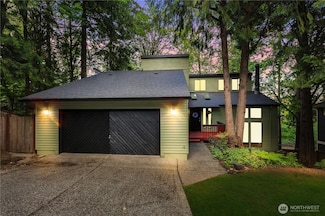 21827 4th Ave SE, Bothell, WA 98021