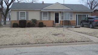 2118 Oak St, Harper, KS 67058