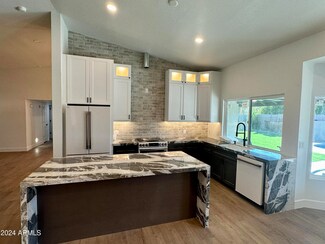 5837 E Paradise Ln, Scottsdale, AZ 85254
