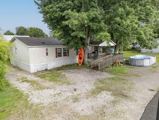 2262 Woodbury Hwy, Manchester, TN 37355