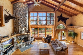 495 Windsor Dr, Bigfork, MT 59911