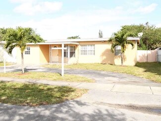 3709 SW 41st St, Hollywood, FL 33023