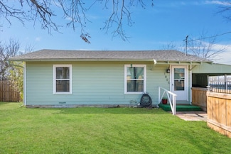1805 N Robinson St, Cleburne, TX 76031