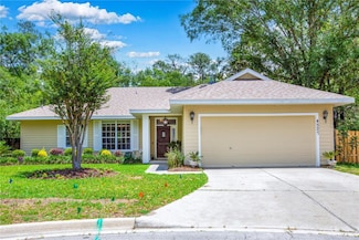 4527 NW 34th Dr, Gainesville, FL 32605
