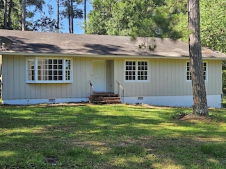 1551 N Pinetree Blvd, Thomasville, GA 31792
