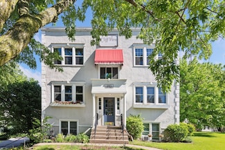 285 Cliff St Unit 4, Saint Paul, MN 55102