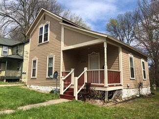 1306 Alamo Ave, Kalamazoo, MI 49006