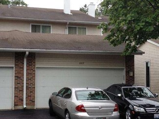 607 Martin Ln Unit 607, Deerfield, IL 60015