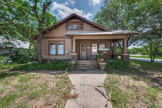 330 Ponder St, Denton, TX 76201