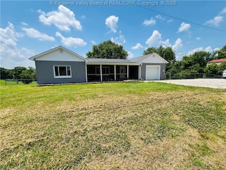 2635 Greenhills Rd, Ravenswood, WV 26164