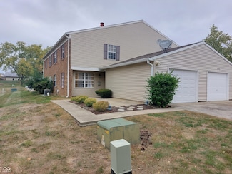 6912 Wildwood Ct, Indianapolis, IN 46268