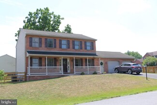 213 Montclair Ct, Hagerstown, MD 21742