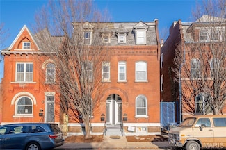 1723 S Tucker Blvd, Saint Louis, MO 63104