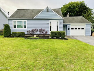 3219 Williams St, Rotterdam, NY 12306