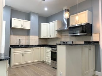 23 Athelwold St Unit 1, Dorchester Center, MA 02124