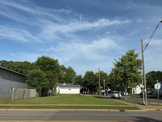 1202 West Ave S, La Crosse, WI 54601