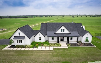 6661 State Highway 123 N, Stockdale, TX 78160