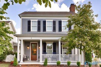 2 College Hill Cir, Huntsville, AL 35806