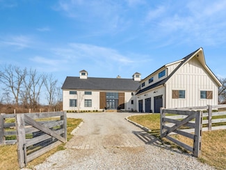 5360 Refugee Rd NW, Baltimore, OH 43105