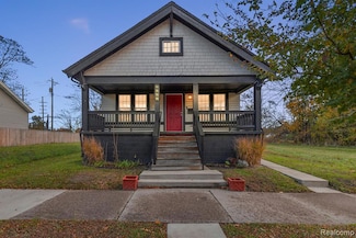 2552 Beals St, Detroit, MI 48214