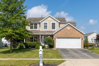 7504 Blue Holly Dr, Lewis Center, OH 43035