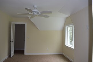 8 Hayden Place Unit 17, Newmarket, NH 03857