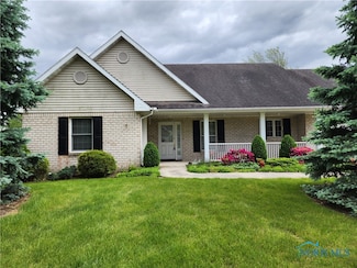 556 Becklee Dr, Napoleon, OH 43545