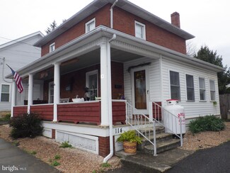 114 N 3rd St, Mc Connellsburg, PA 17233