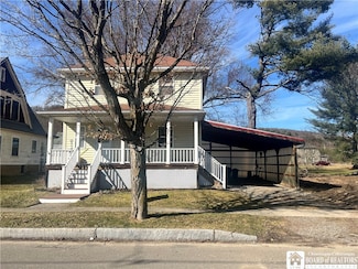 163 S Broad St, Wellsville, NY 14895
