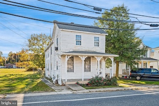 605 5th St, Delaware City, DE 19706