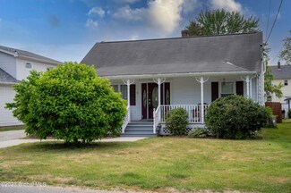 11 Dewey Ave, Mechanicville, NY 12118