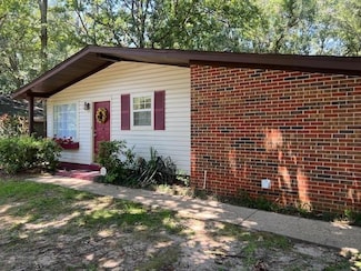 911 Gaillard Dr, Mobile, AL 36608