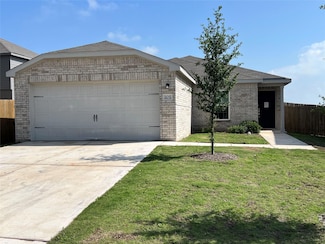 105 Riverdale Dr, Jarrell, TX 76537