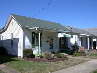 605 Dewey Ave, Saint Marys, WV 26170