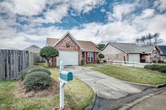 131 Meade Ln, Pearl, MS 39208