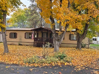 1 Kokanee Ln, Orofino, ID 83544