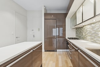 75 Wall St Unit 20N, New York, NY 10005