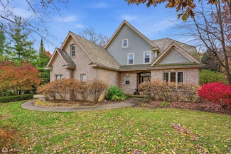 28629 N Sky Crest Dr, Mundelein, IL 60060