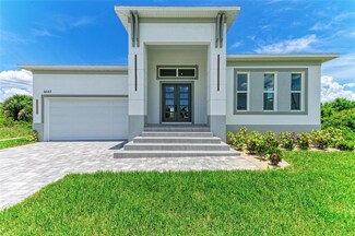 8147 Tracy Cir, Port Charlotte, FL 33981