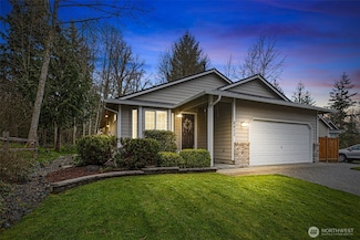 8422 148th Street Ct E, Puyallup, WA 98375