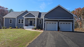 5 Bluebird Ln, Westport, MA 02790