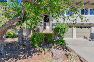1422 Via Loma, Walnut Creek, CA 94598