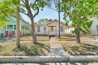 3715 Avenue Q, Galveston, TX 77550