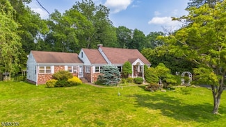 1175 Ringwood Ave, Pompton Lakes, NJ 07442