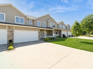 10615 Hickory Dr Unit 6, Urbandale, IA 50322
